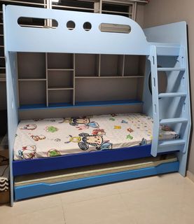 (Category: ) located in . Submitted by prettydecouture (Listing ID 1148378101, Image 1). Description: .