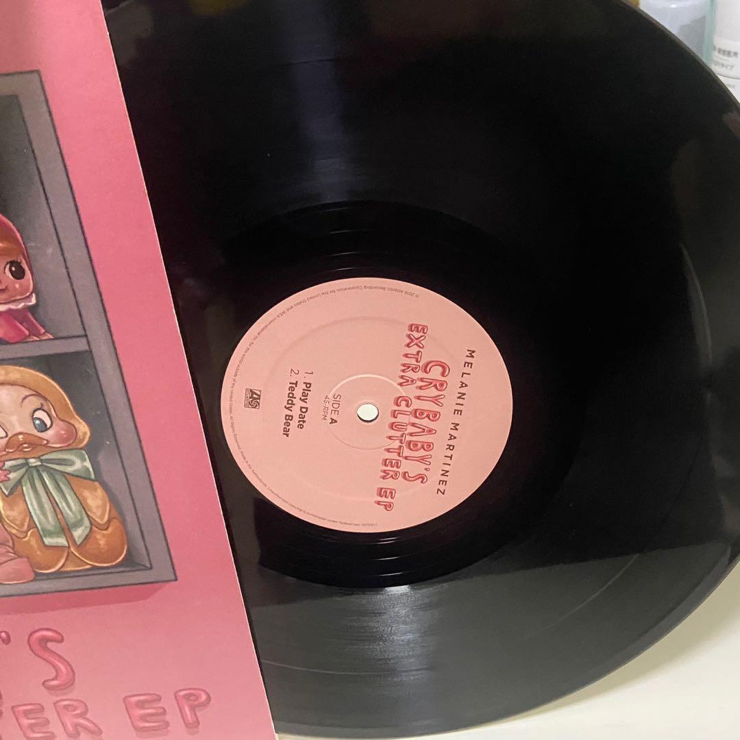 Crybabys extra clutter vinyl