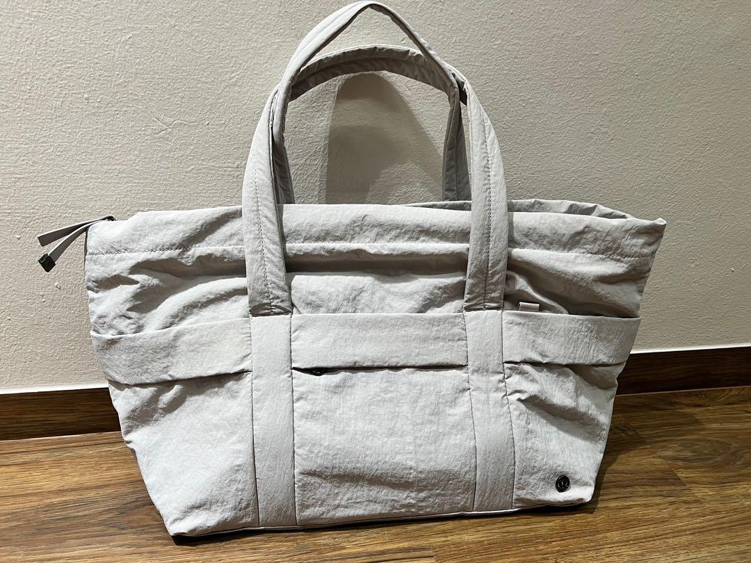 On my level duffle hot sale