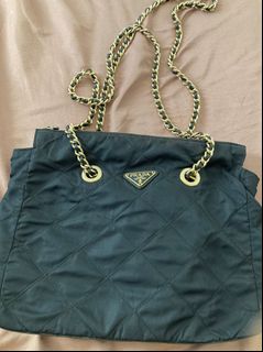 (Category: ) located in . Submitted by jenibags (Listing ID 1148344270, Image 1). Description: .