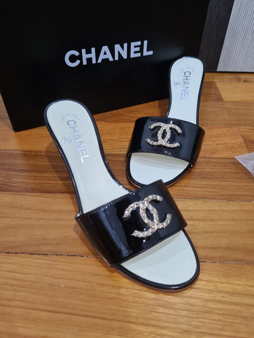 CHANEL SLIPPERS - WOMEN 24cm, Luxury, Sneakers & Footwear on Carousell
