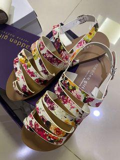 Brand New Steve Madden Floral Sandals