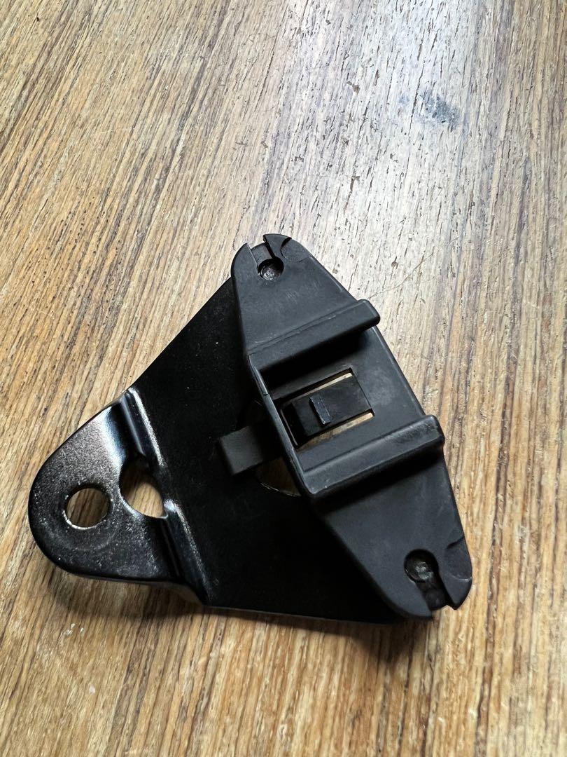 Cateye rear light clearance bracket
