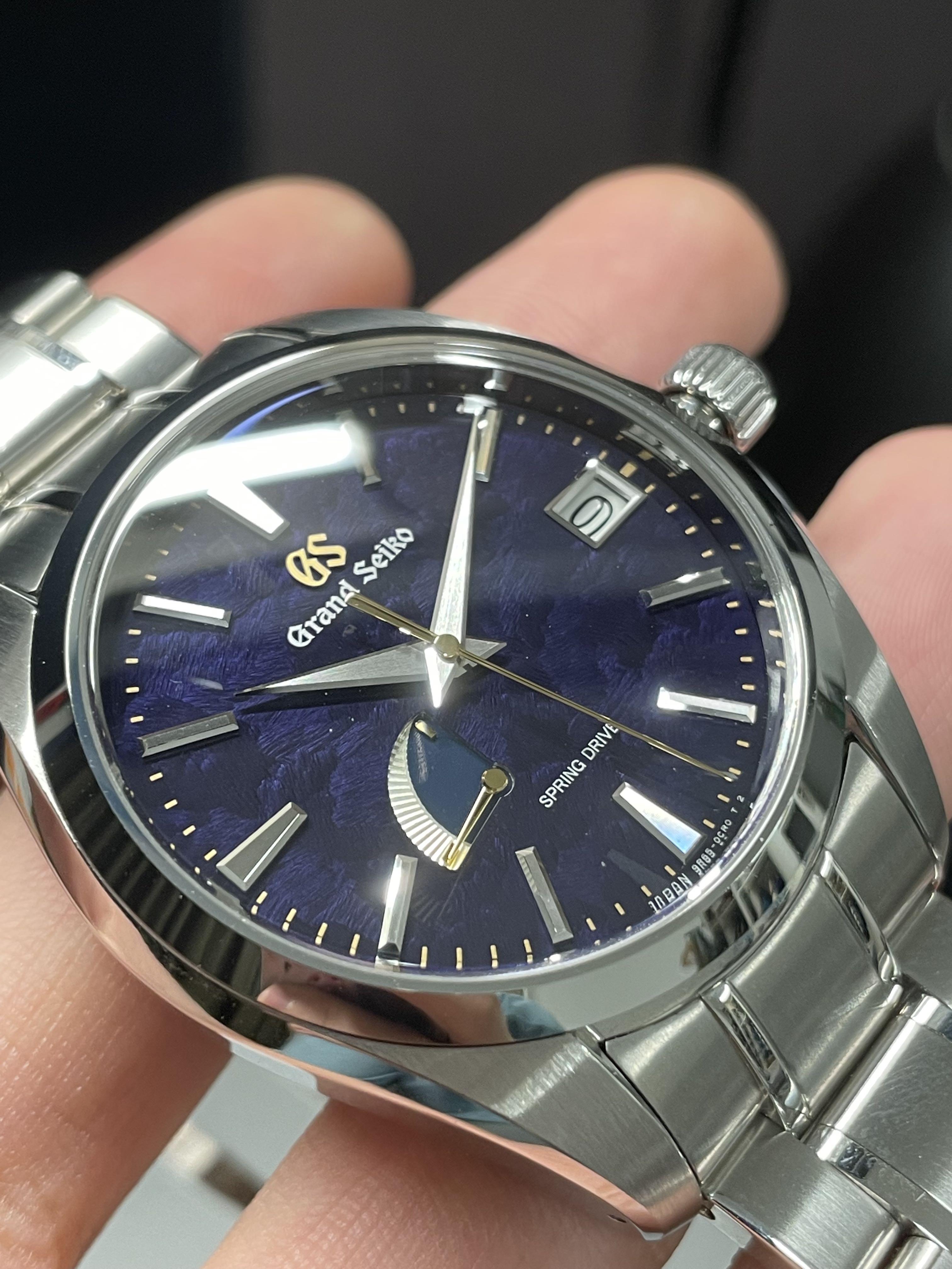 CHEAPEST Ultra mint Grand Seiko SBGA433G ( Limited edition), Luxury,  Watches on Carousell