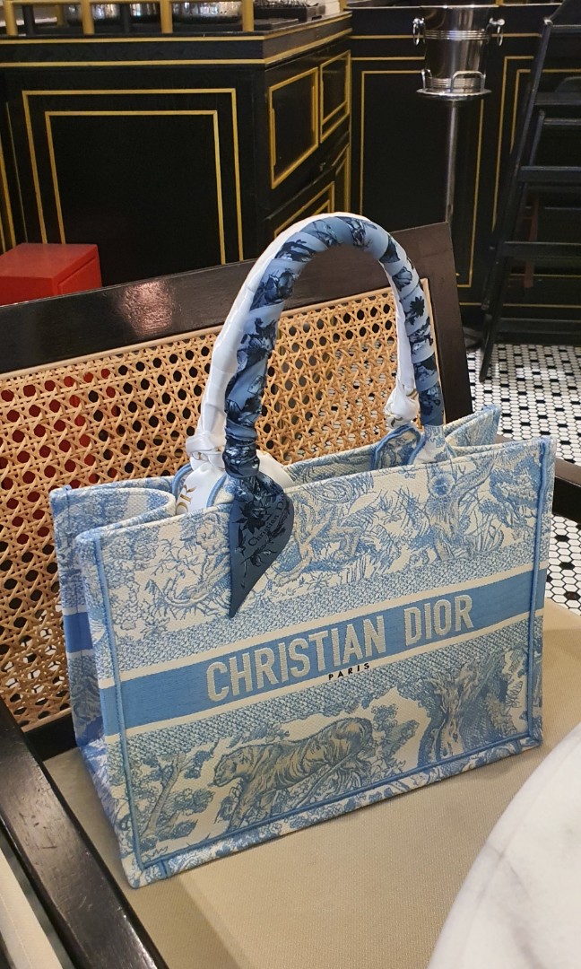 Christian DIOR book tote w/twilly
