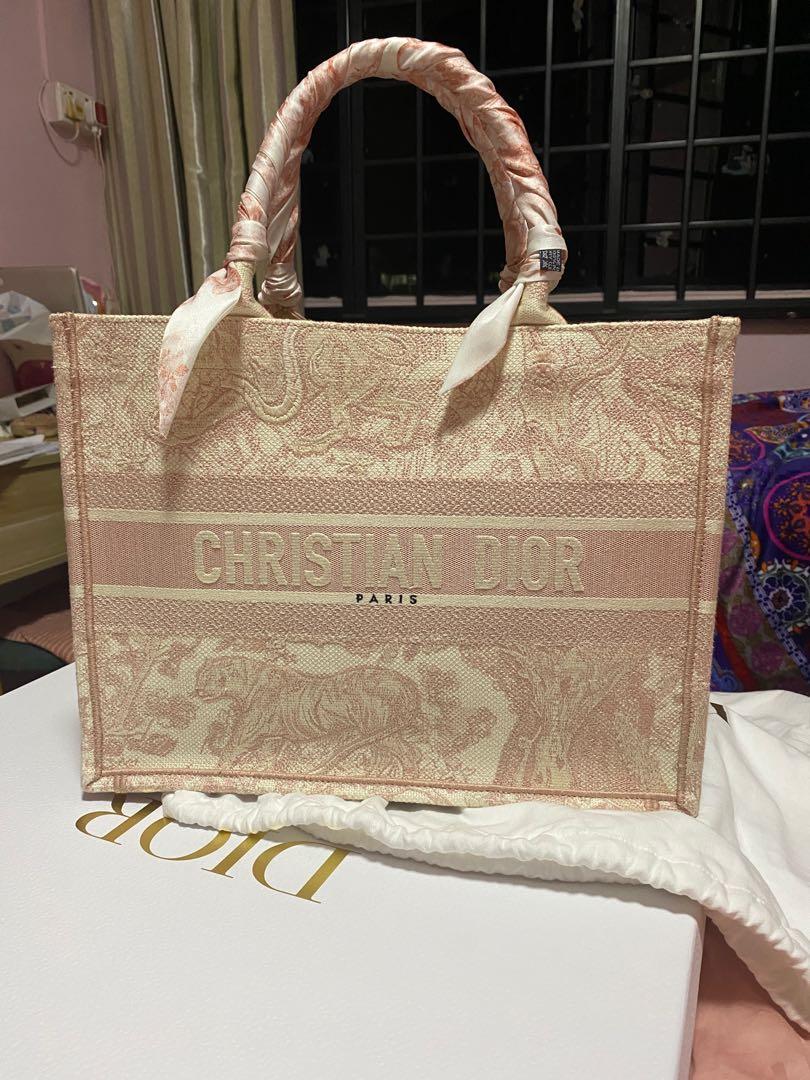 Christian dior shop pink purse