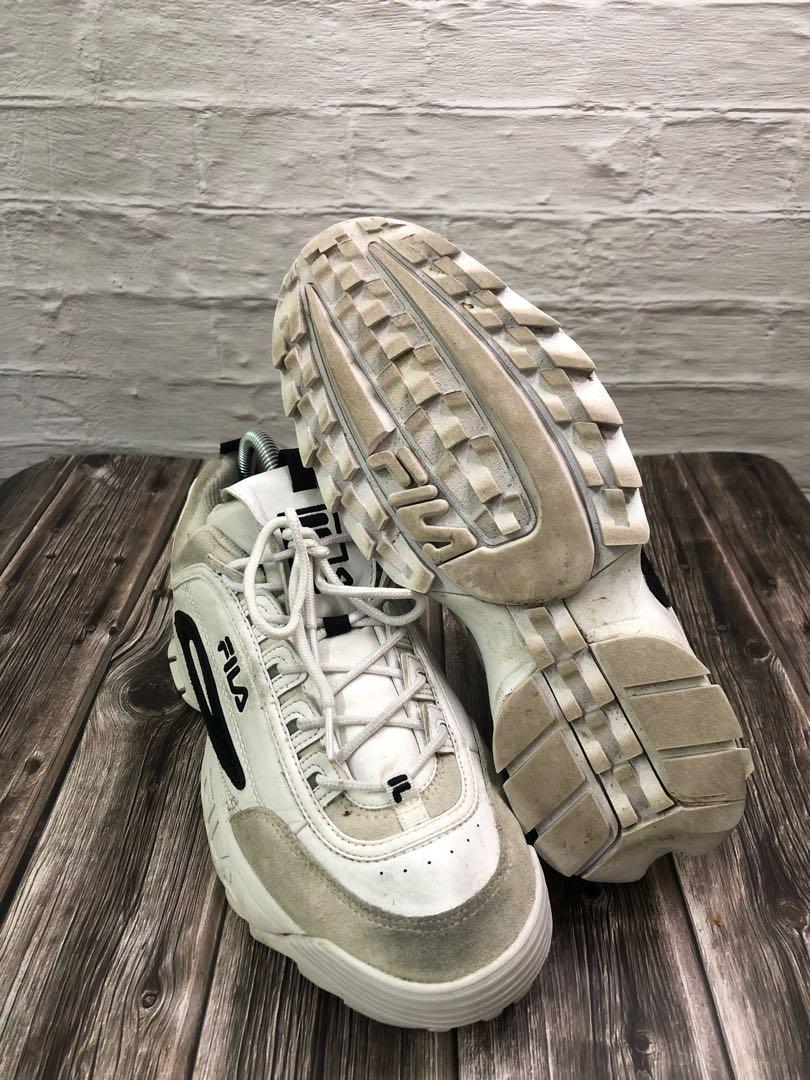 Cleaning hotsell fila disruptors