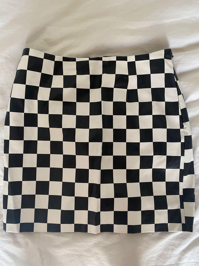 Forever 21 Black White Checkered Skirt Announcements on Carousell
