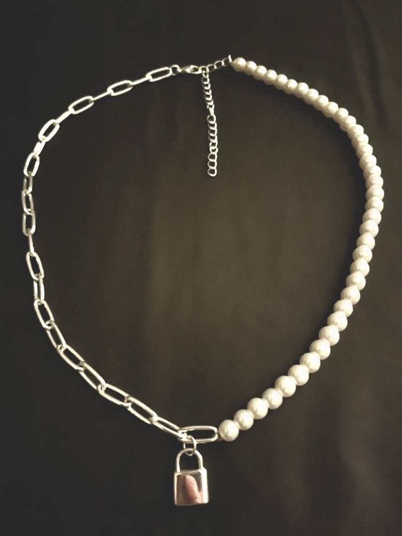 Half chain half Pearl necklace, Women's Fashion, Jewelry u0026 Organisers,  Necklaces on Carousell
