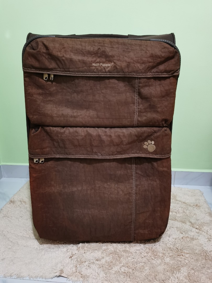 Hush Puppies 2wheels Expandable Luggage with TSA Lock, Hobbies & Toys