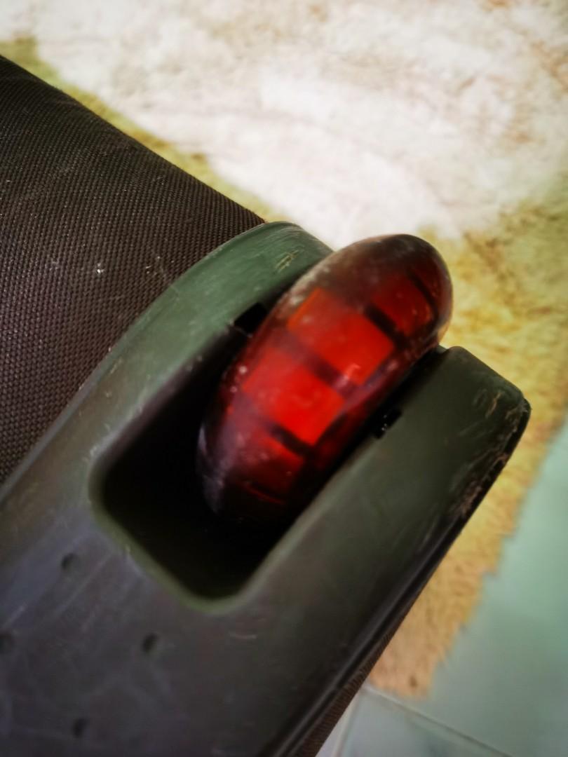 Hush Puppies 2wheels Expandable Luggage with TSA Lock, Hobbies & Toys, Travel, Luggage on Carousell