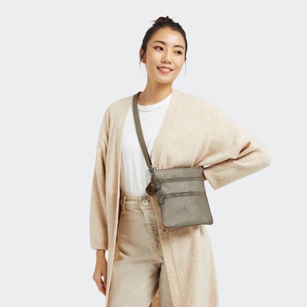Kipling Keiko Crossbody Bag Women s Fashion Bags Wallets Cross body Bags on Carousell