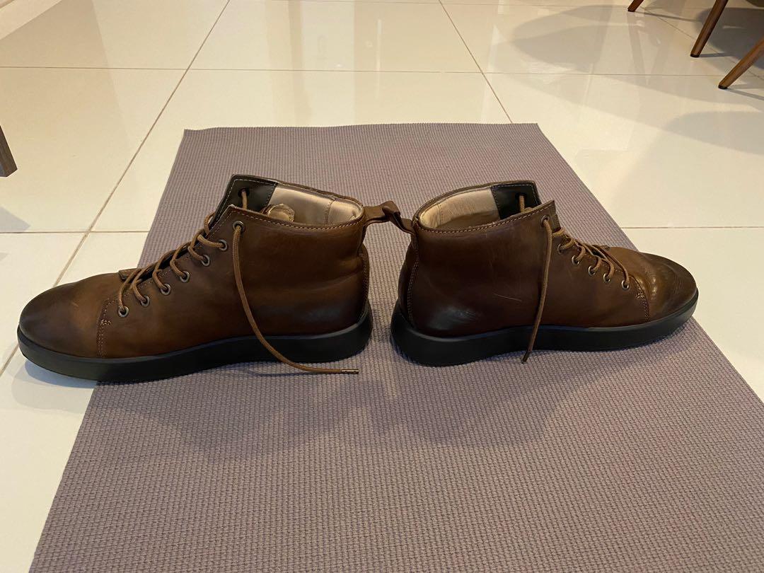 Lightly used ecco shoes for sale Men s Fashion Footwear Boots