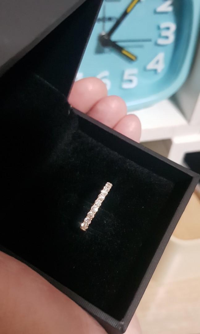 Manila Diamond Studio eternity ring (Category: Rings) located in Quezon City. Submitted by bons83 (Listing ID 1148330808, Image 2). Description: brand new half eternity ring .37 carat natural diamond Vs2 clarity g-h color 18k yellow gold size 5 with certificate from manila diamond studio.