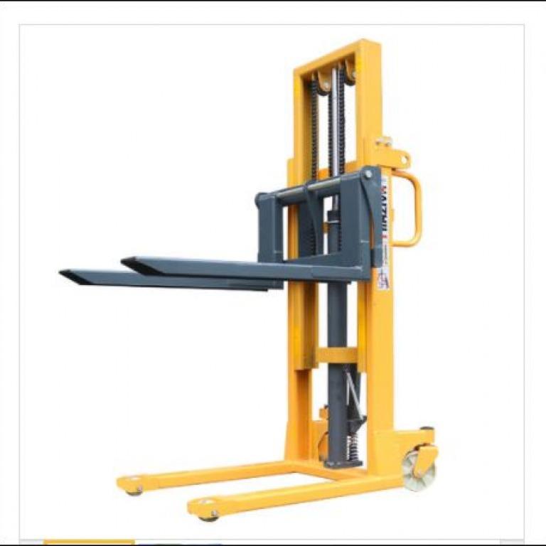 Manual Pallet Stacker lifting height 1600 3000 KGS (Category: Construction Tools & Equipment) located in Mandaluyong City. Submitted by rescuequipment (Listing ID 1148262028, Image 1). Description: Conditions with height restrictions, such as cargo lift or factory floor door that has high limits. MAX LOAD CAPACITY: 2000KG MAX LIFTING HEIGHT: 2000MM OVERALL LENGHT: 1460MM OVERALL WIDTH: 804MM FORK DIMENSIONS (L,W,H) 1000 X 150 WEIGHT: 258KG.