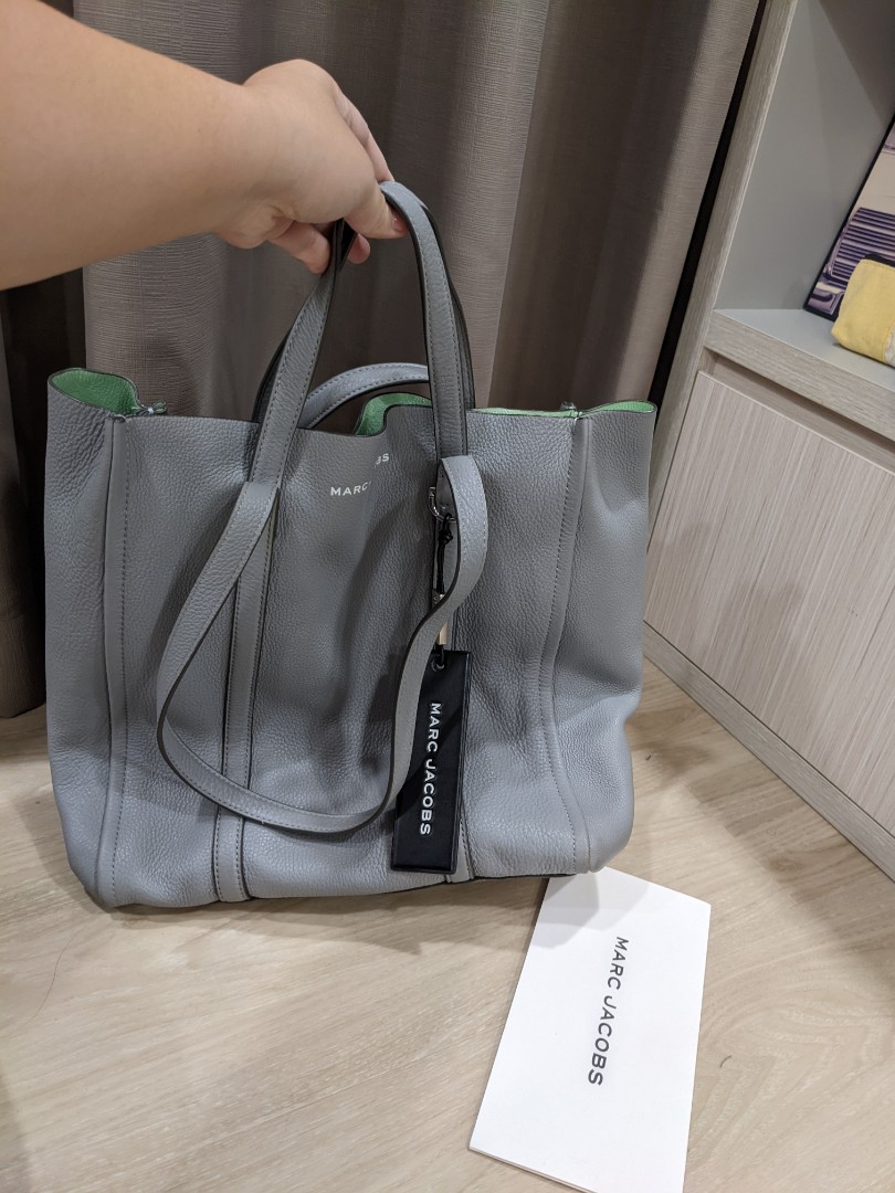 The oversized tag best sale tote