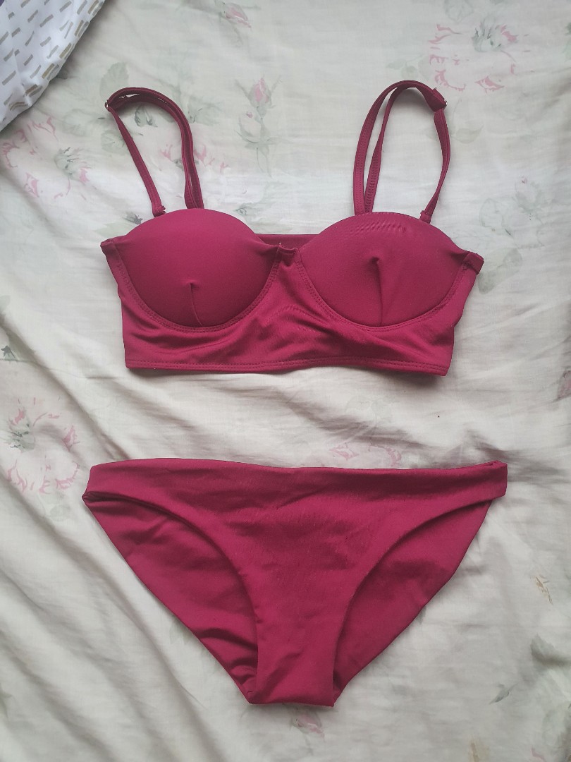 Maroon bikini, Women's Fashion, Swimwear, Bikinis & Swimsuits on Carousell