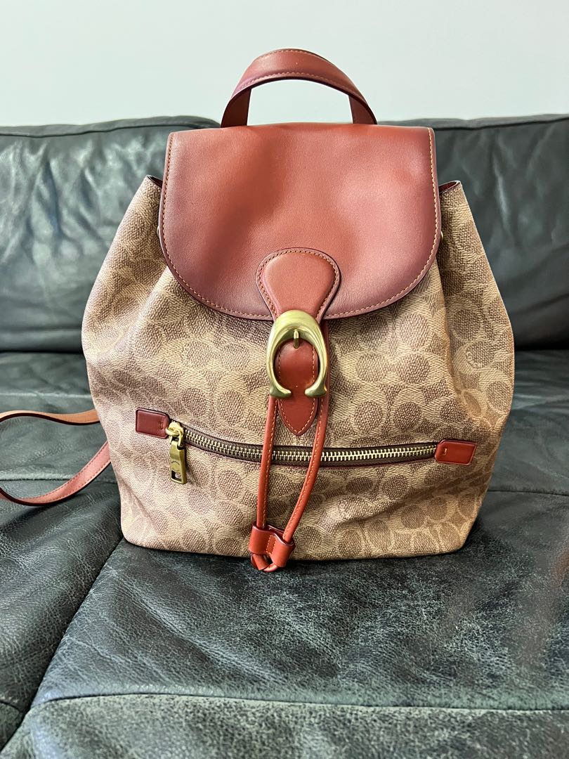NEW EVIE BACKPACK, Women's Fashion 