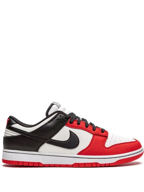 Nike dunk low nba Chicago colourway, Men's Fashion, Footwear, Sneakers on  Carousell