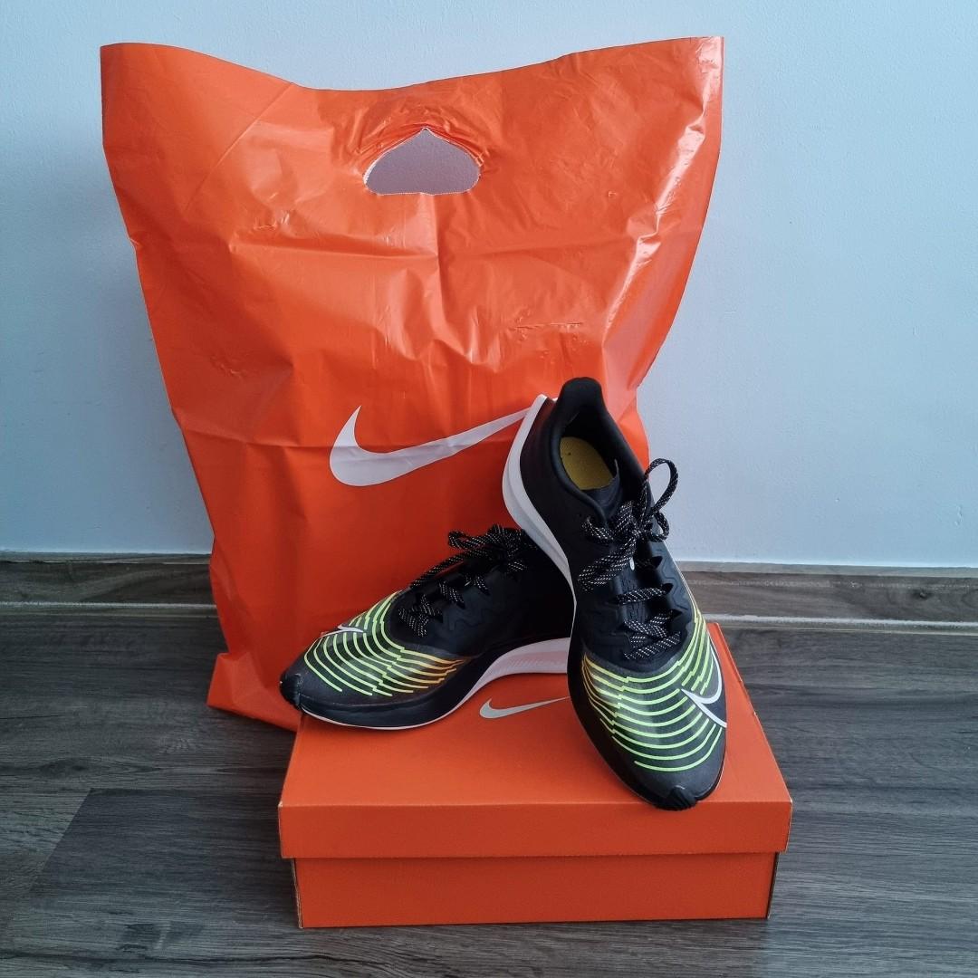 review nike zoom gravity 2