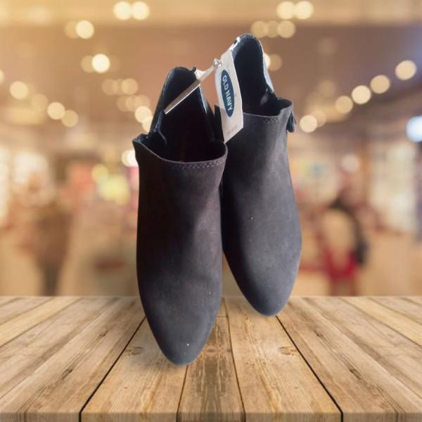 Old Navy Ankle Boots Black with tag Women s Fashion Footwear