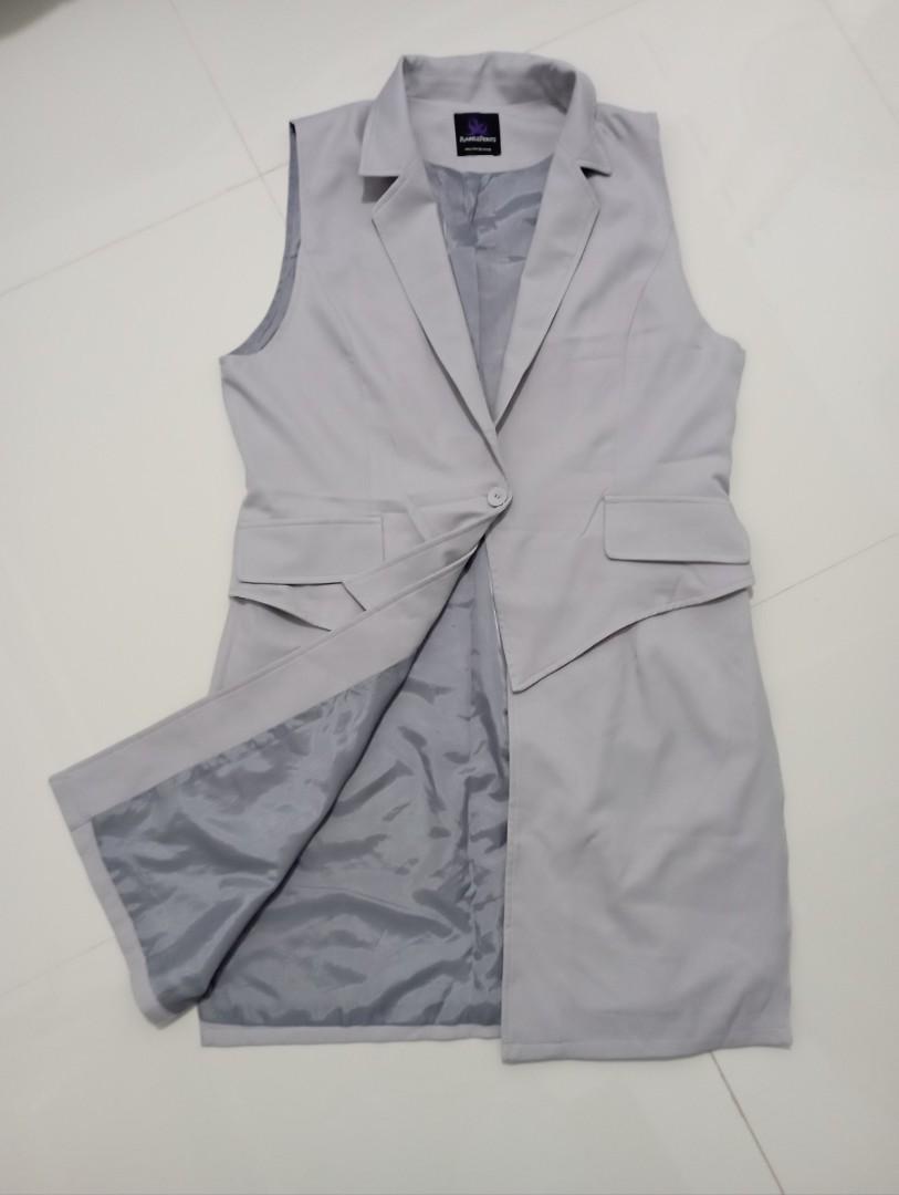 Plains and Prints Hatchkinson Vest (Category: Coats, Jackets and Outerwear) located in Taguig. Submitted by msdyan (Listing ID 1148373662, Image 1). Description: used once only..