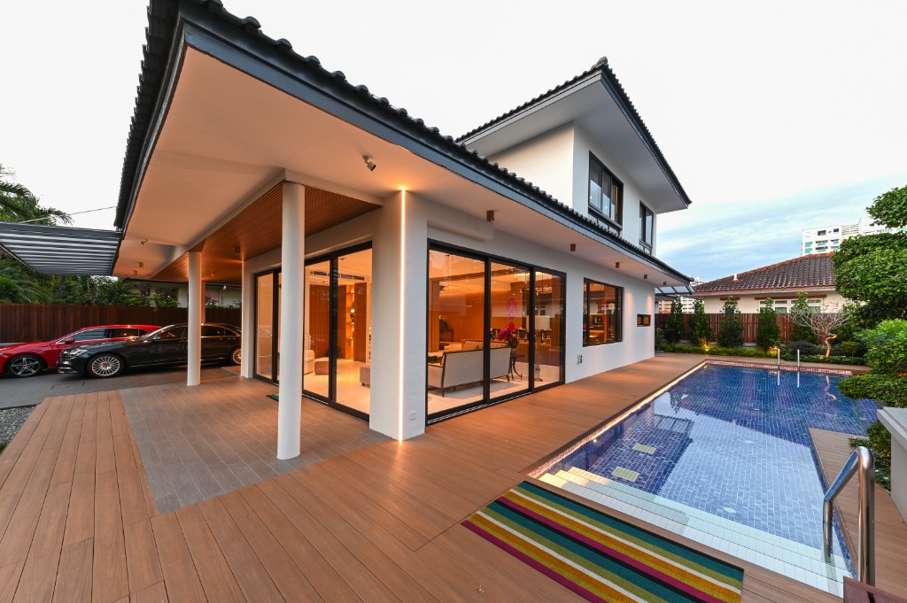 (Category: ) located in . Submitted by solverestudio (Listing ID 1148279908, Image 1). Description: .