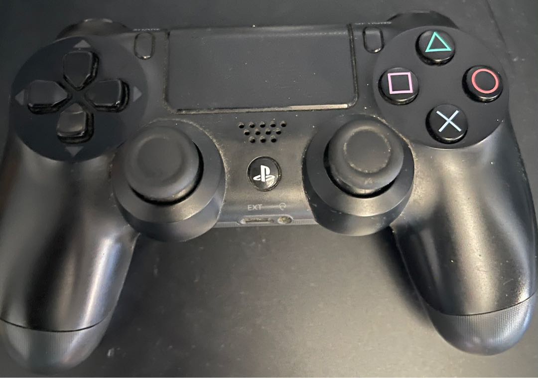PS4 controller with USB charger, Video Gaming, Gaming Accessories, Controllers on Carousell