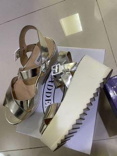 Steve Madden block heels sandals