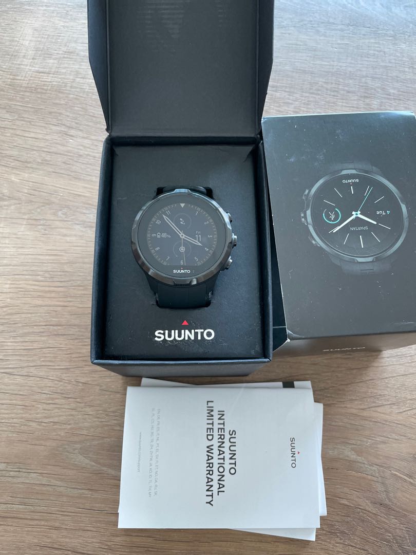 Suunto spartan wrist hr vs garmin fenix 5 discount