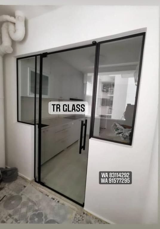 Service Yard Sliding/Bifold/Pivot Door Tempered Glass , Furniture