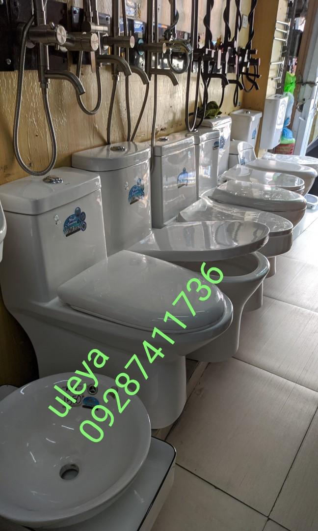 Toilet bowl uleya,gv,rusen, Furniture & Home Living, Bathroom & Kitchen