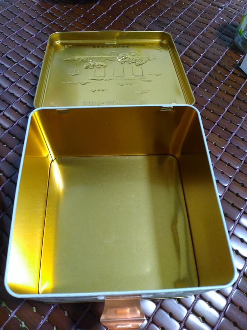 Toilet rolls, bottles, jars,, Everything Else on Carousell