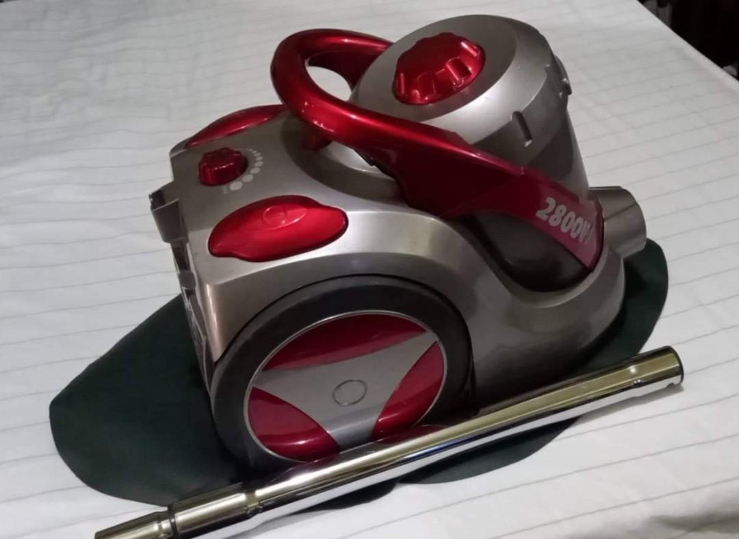 Ultra Clean Vacuum Cleaner UC2800a, Furniture & Home Living, Cleaning