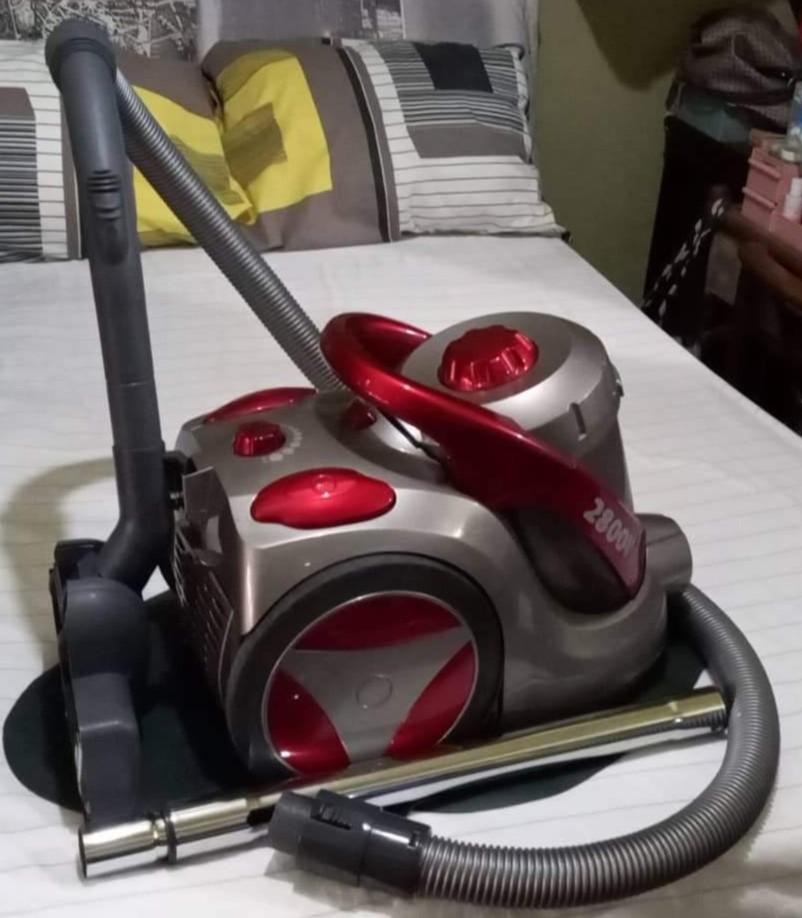 Ultra Clean Vacuum Cleaner UC2800a, Furniture & Home Living, Cleaning