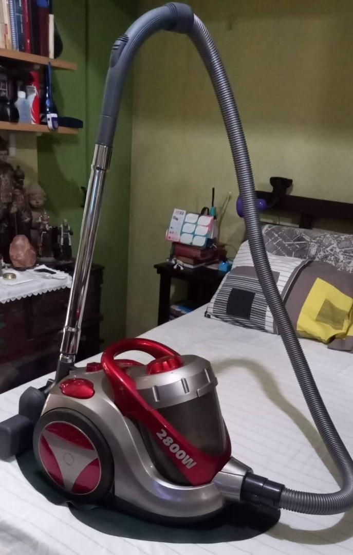 Ultra Clean Vacuum Cleaner UC2800a, Furniture & Home Living, Cleaning