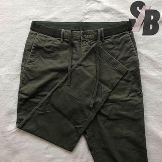 Uniqlo Ezy Relaxed Ankle Lenth Pants
