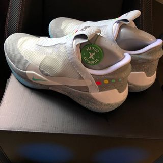 Nike adapt bb mag top
