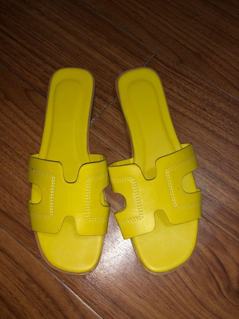 yellow sandals size 8