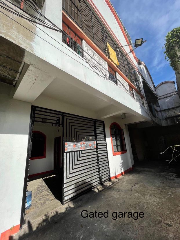 4 Storey with Roofdeck for SALE in Dona Carmen Subd, Quezon City