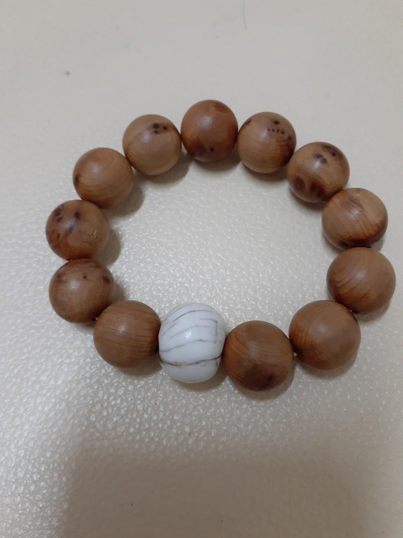 天然有機寶石藏硨磲崖柏手串 女裝 飾物及配件 寶石 鑽石 水晶 Carousell