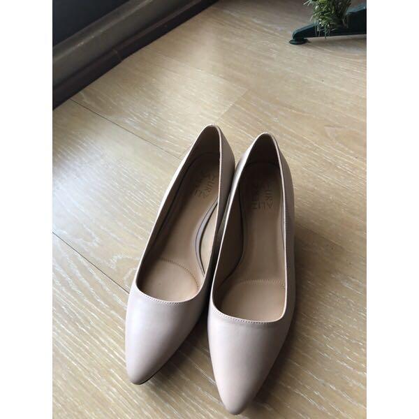 Naturalizer clearance pippa pumps