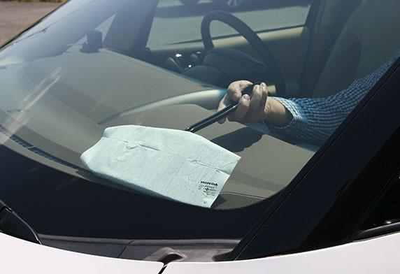 日本製soft99 汽車用車窗清潔魔術刷擋風玻璃清潔棒車外車內去除污垢 汽車配件 改裝 內外零件 Carousell