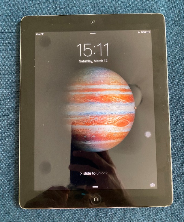 Apple iPad 3rd Gen A1416 32GB WiFi, Mobile Phones & Gadgets, Tablets, iPad  on Carousell