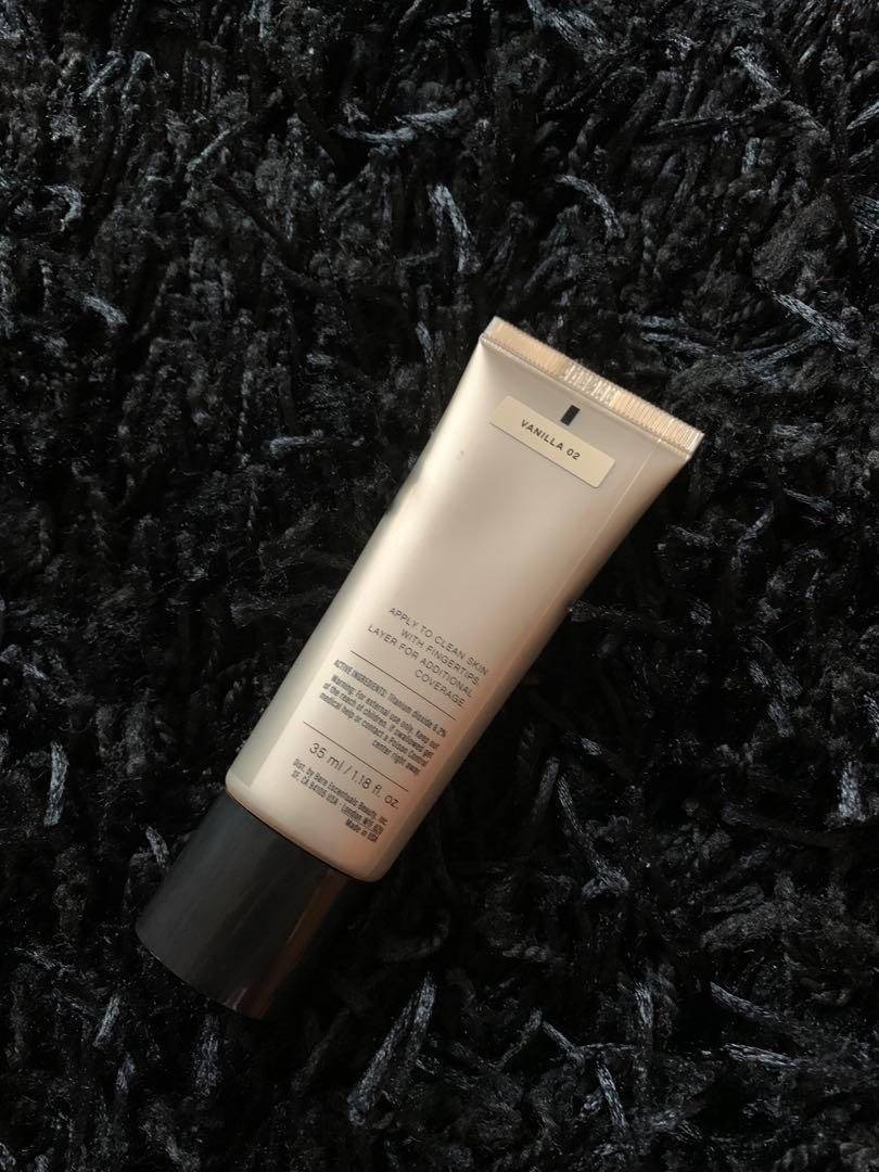 BARE MINERALS COMPLEXION RESCUE (Category: Makeup) located in Quezon City. Submitted by xlgkx (Listing ID 1148490352, Image 2). Description: Used thrice Shade: Vanilla 02.