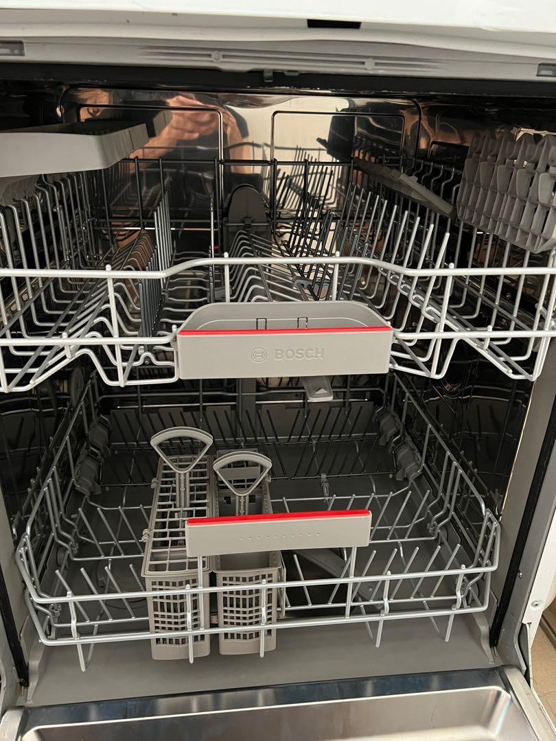 In warranty Bosch dishwasher just 7 month old, TV & Home Appliances