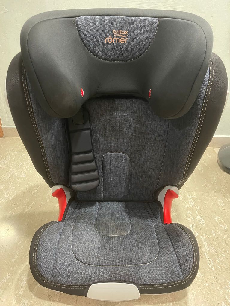 Britax Romer Car Seat Babies Kids Going Out Car Seats On Carousell