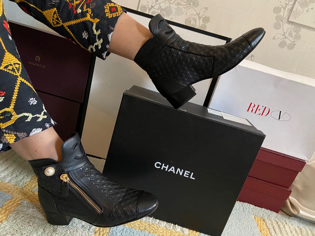 what stores carry chanel shoes