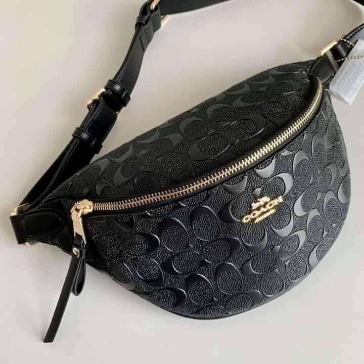 Coach belt bag (Category: Luxury Bags & Wallets) located in Santa Cruz. Submitted by janelovebagswatchesshoesph (Listing ID 1148506169, Image 2). Description: complete inclusion.