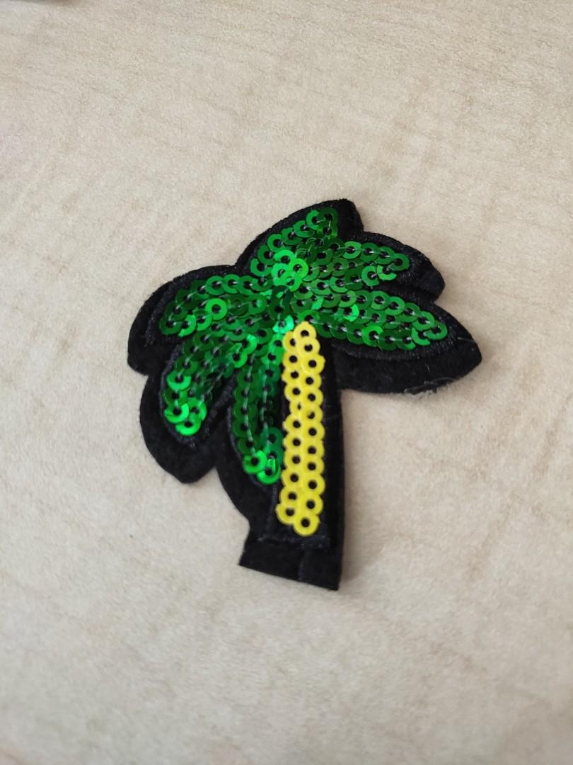 Coconut tree Iron on patch (Category: Art & Prints) located in Singapore. Submitted by the_curious_mind (Listing ID 1148514708, Image 1). Description: postage only.